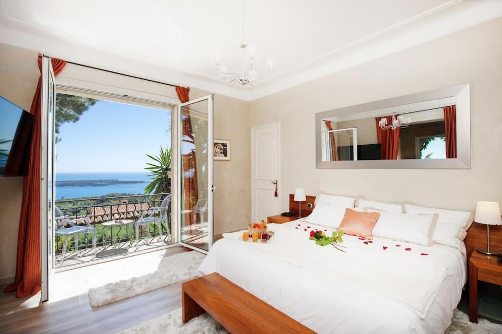 Le Castel Rose Super Cannes, Face Aux Iles De Lerins Валлорис Экстерьер фото
